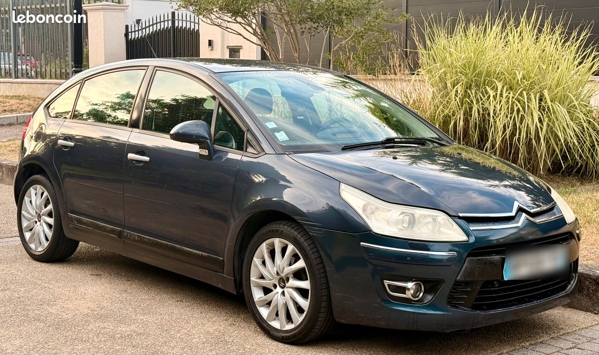 Citroen C4 2010 — Citroën c4 exclusive 1.6 vti 120ch faible kilomètres